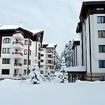 Private In Flora Daire