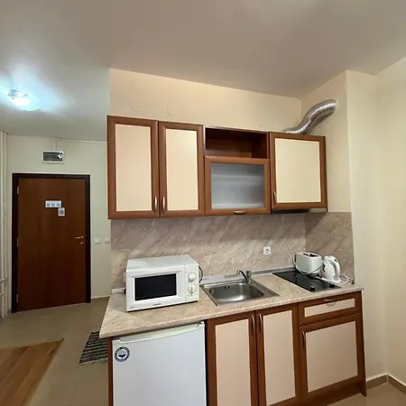 Private In Flora Боровец