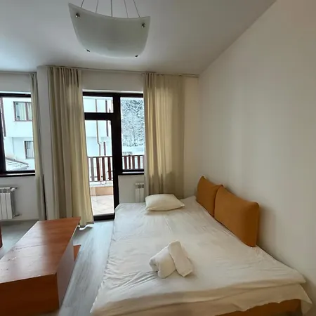 Apartament Private In Flora
